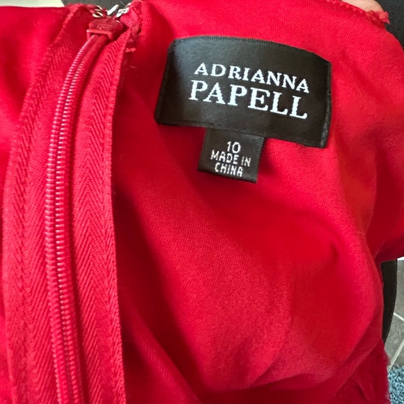 Comfortable, classic red dress with roses texture. - Picture 4 of 4